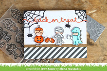 Load image into Gallery viewer, cute cobweb