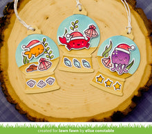 Load image into Gallery viewer, snow globe gift tag

